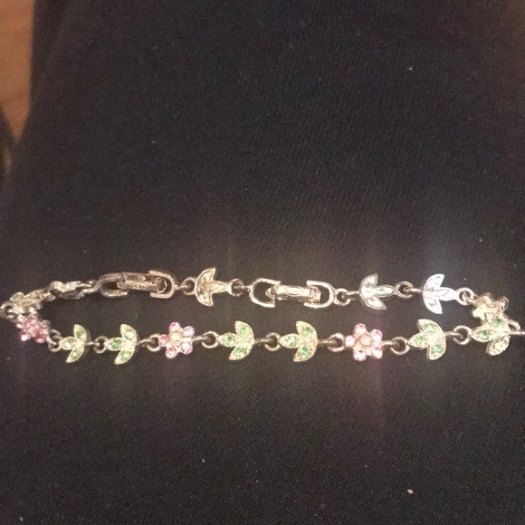 Avon Jewelry - Floral bracelet